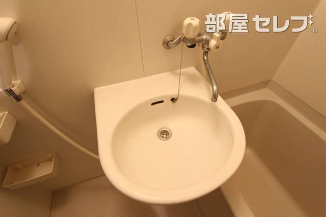 洗面設備　※反転タイプの写真です