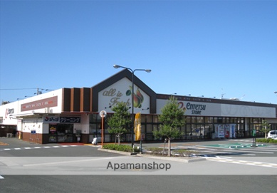 スーパー　遠鉄ストア富塚店（スーパー）まで499m