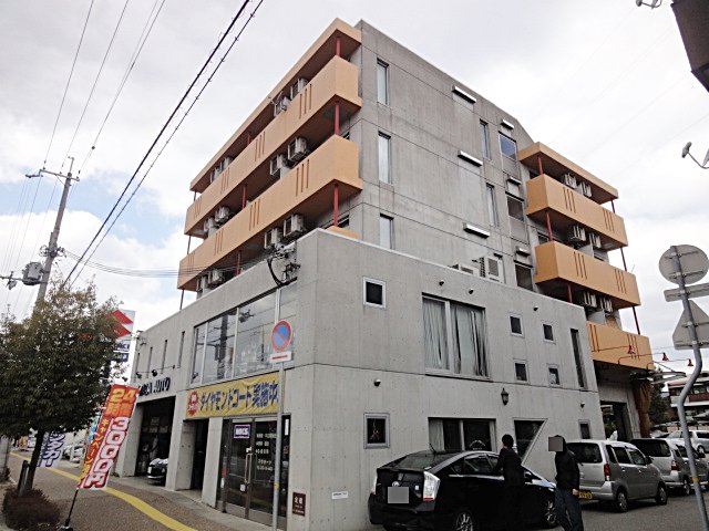 建物外観　おしゃれな外観です