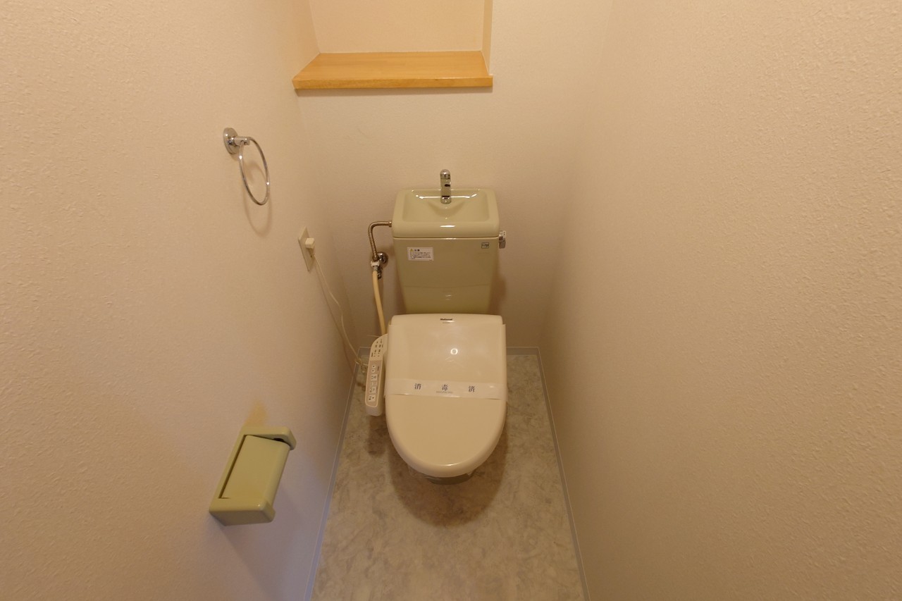 キャニスコート上新庄のトイレ写真