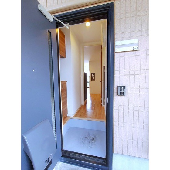 玄関　シューズボックス付き