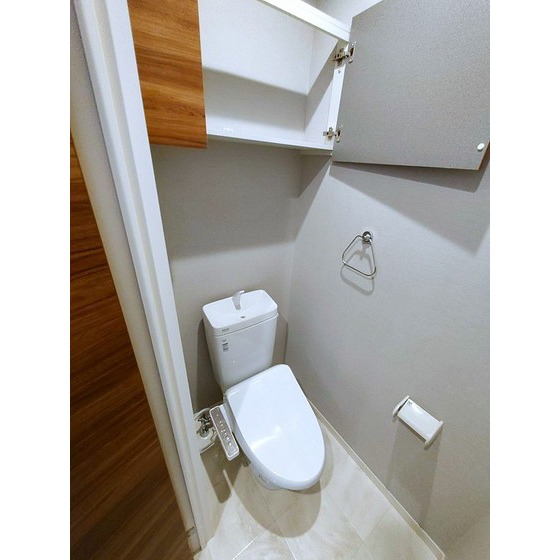 トイレ　暖房洗浄便座