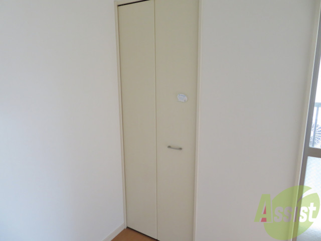 収納　クローゼットがありました。お洋服や荷物はここへ