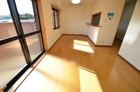 居室・リビング　リビング