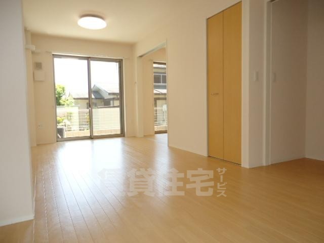 居室・リビング　リビング