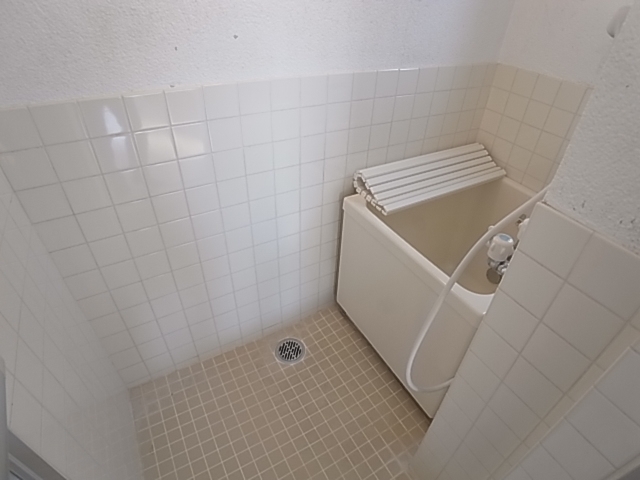 バス・シャワールーム　バスルーム