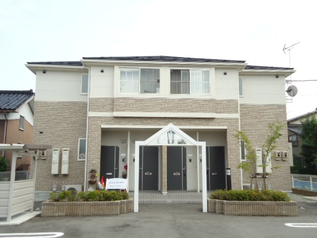 建物外観　外観写真（昼）