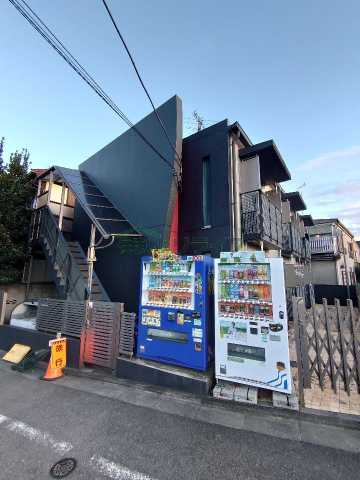 建物外観　室内見学承ります。当店掲載物件以外もまとめてお問合頂けます。