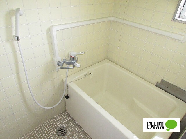 バス・シャワールーム　浴室
