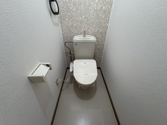 トイレ　※別部屋の写真です