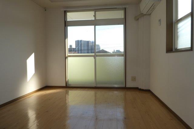 居室・リビング　洋室