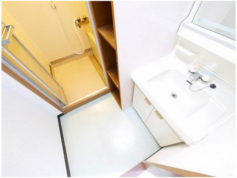 洗面設備　洗面所です