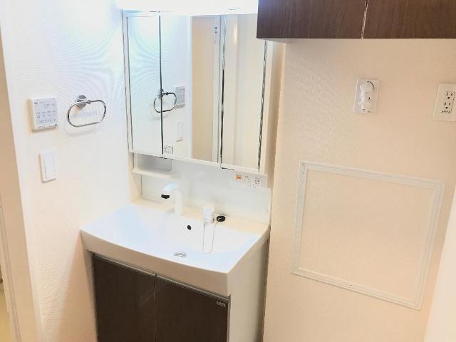 洗面設備　洗髪洗面化粧台（イメージ）