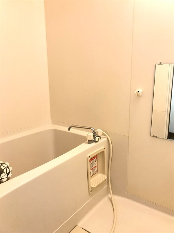 バス・シャワールーム　浴室の様子