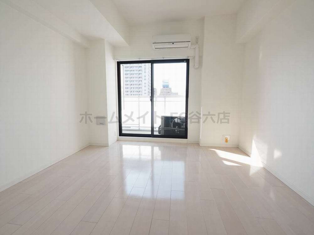 居室・リビング　サムティ本町橋IIMEDIUS