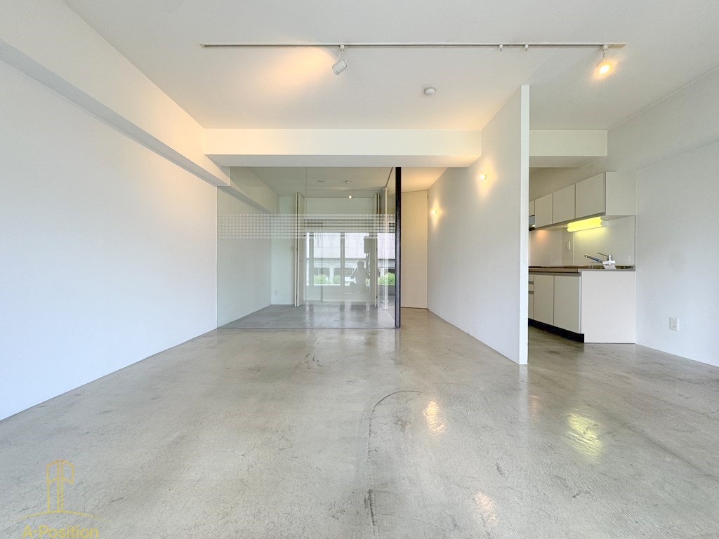 居室・リビング　ガレット南森町