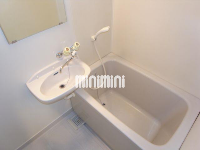 バス・シャワールーム　お風呂です