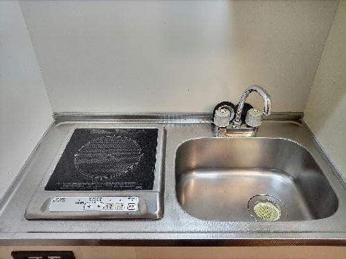 キッチン　設備・仕様は号室により異なる為、現況を優先致します。