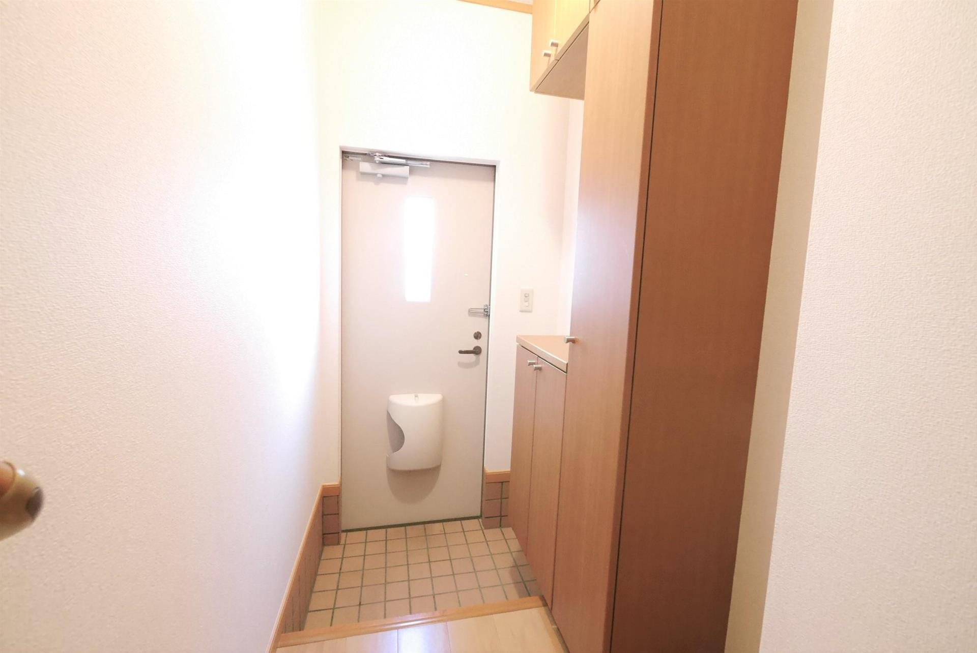 エスポワール吉田IIIの玄関写真