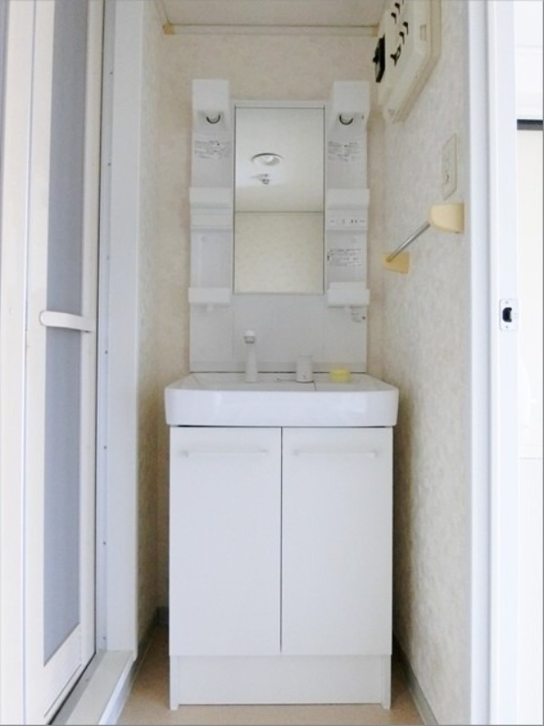 洗面設備　図面と現状が相違する場合は現状を優先とさ