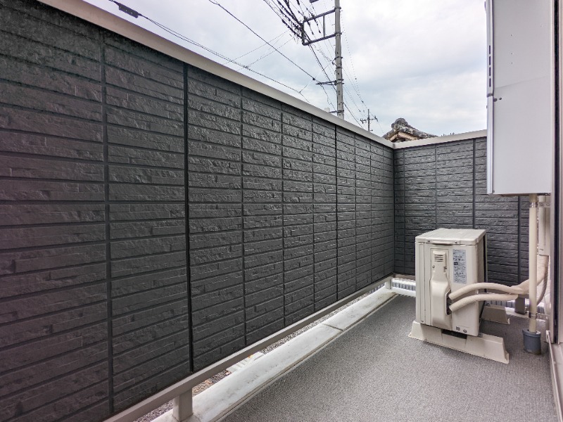 バルコニー　図面と現状に相違がある場合には現状を優先