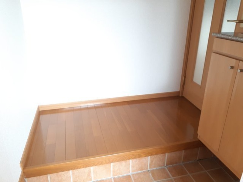 玄関　図面と現状に相違がある場合には現状を優先