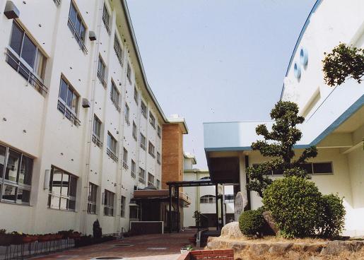 小学校　和歌山市立貴志小学校（小学校）まで634m