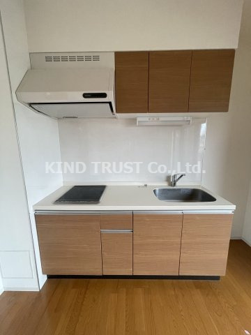 キッチン　コンパクトなキッチンで掃除もラクラク