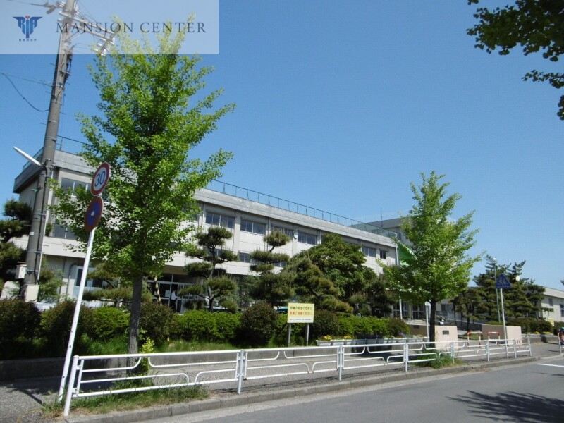 小学校　新潟市立南中野山小学校（小学校）まで1048m