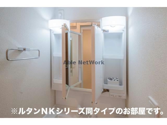 洗面設備　同型モデル