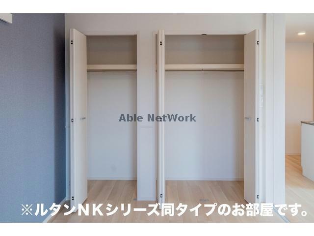 収納　同型モデル