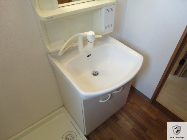 洗面設備　洗髪洗面化粧台