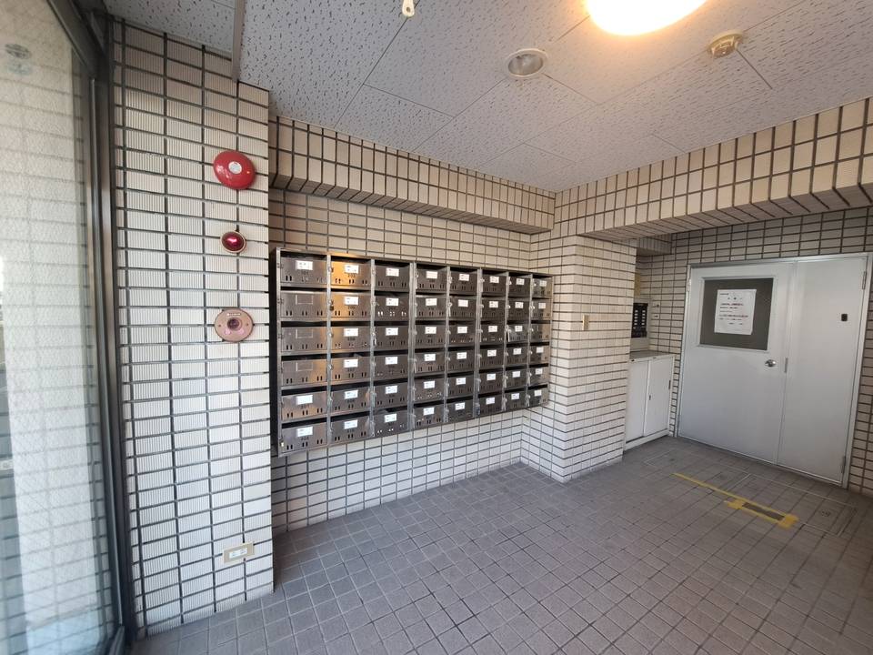 エントランス　メールBOX