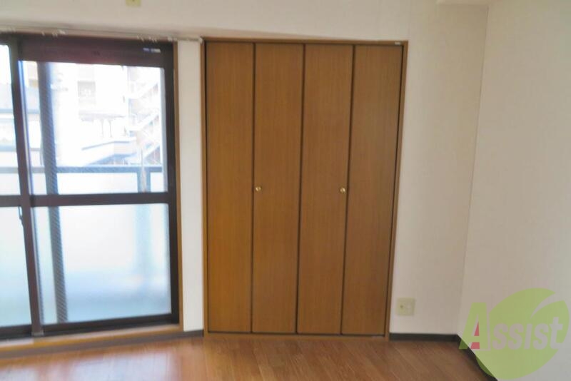 収納　お部屋にあるクローゼットの収納には色々入りそうですね