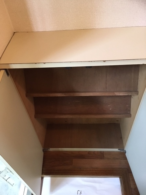 玄関　シューズボックス