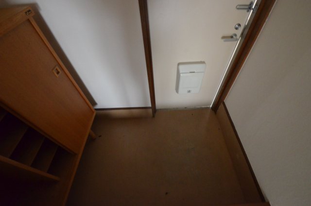 玄関　シューズボックス付きの玄関です