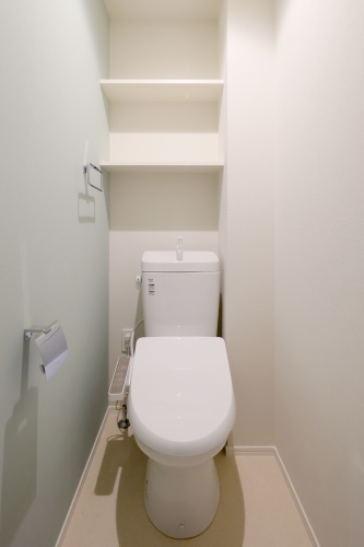 トイレ　建設中の部屋の為、類似物件です。現状を優先とさせて頂きます。