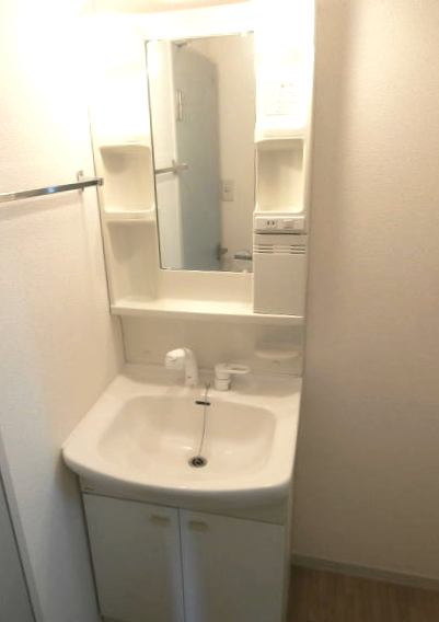 洗面設備　同仕様