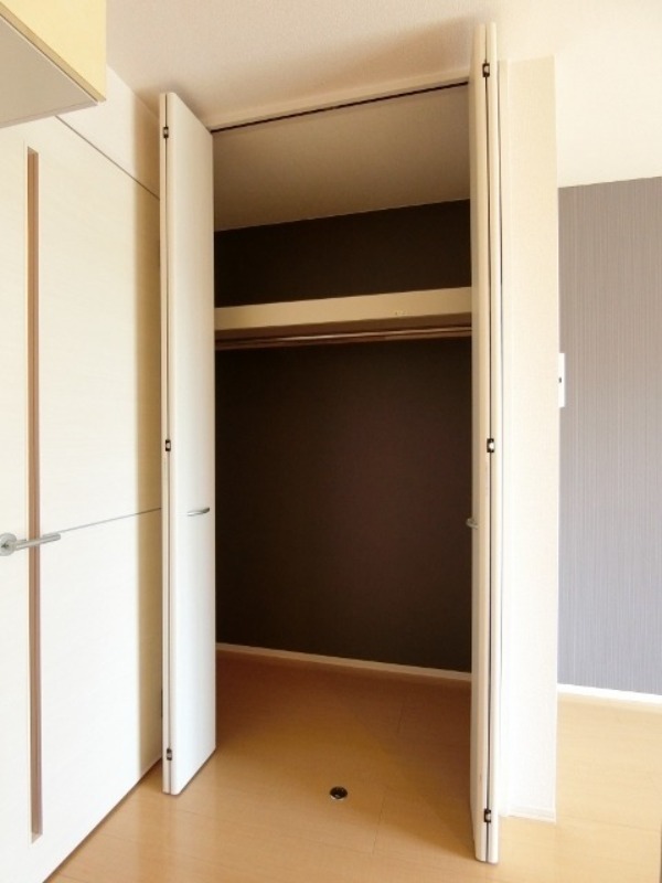 収納　図面と現状に相違がある場合には現状を優先