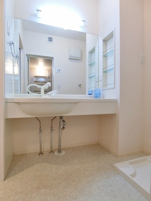 洗面設備　図面と現状に相違がある場合には現状を優先