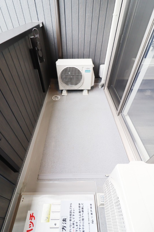 バルコニー　図面と現状に相違がある場合には現状を優先