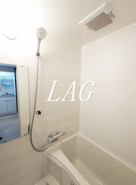 バス・シャワールーム　お風呂です。