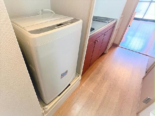 洗面設備　洗濯機つき！