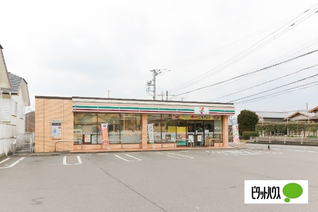 コンビニ　セブンイレブン富士宮万野原西店（コンビニ）まで121m