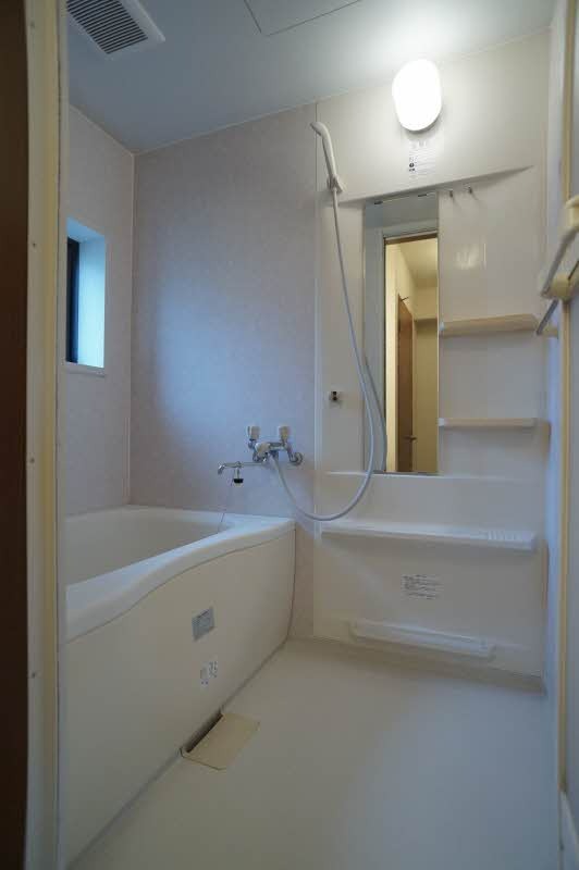 バス・シャワールーム　図面と現状に相違がある場合には現状を優先