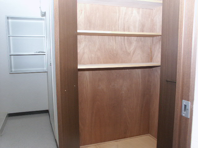 収納　現況と異なる場合は現況を優先します。