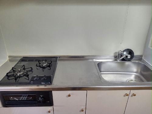 キッチン　設備・仕様は号室により異なる為、現況を優先致します。