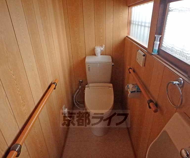 トイレ　清潔感のあるトイレです。
