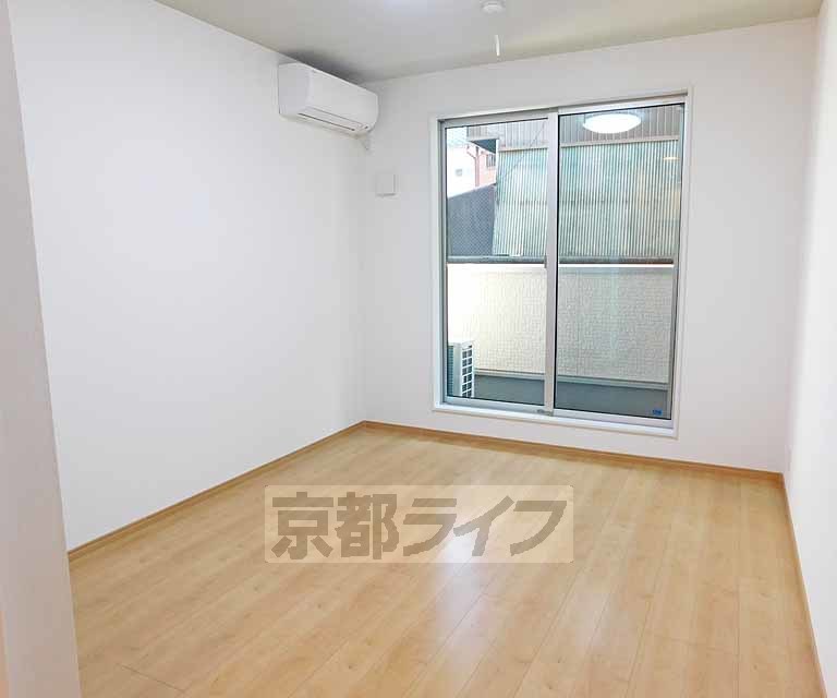 居室・リビング　開放的なお部屋です