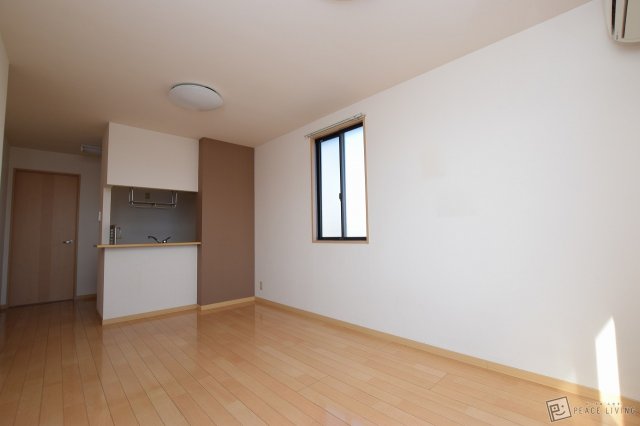 居室・リビング　シャーメゾンF1